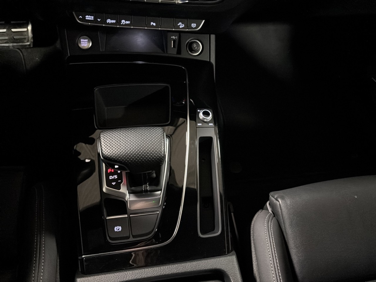 2021 Audi Q5 - Image 11