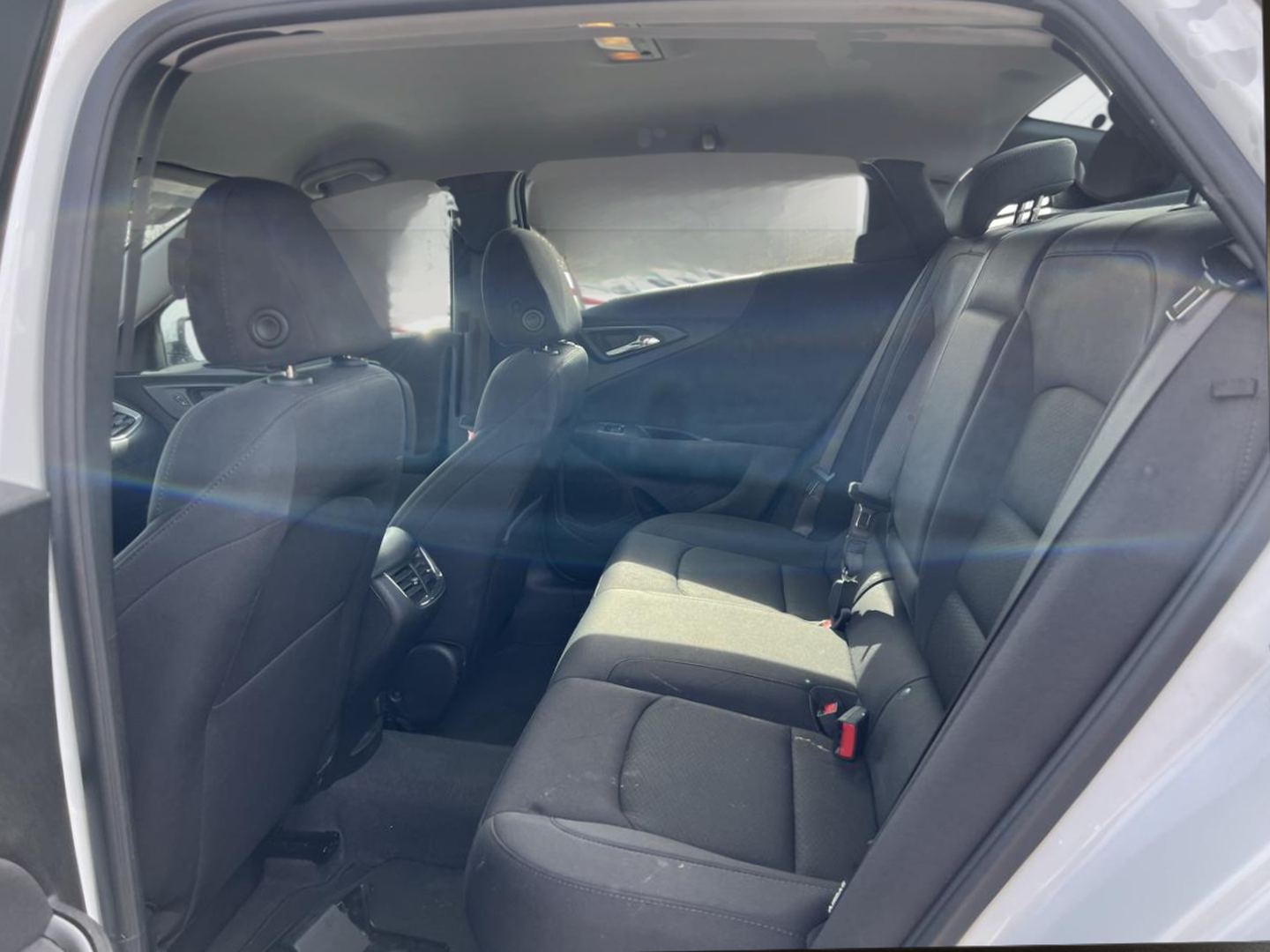 2023 Chevrolet Malibu - Image 11