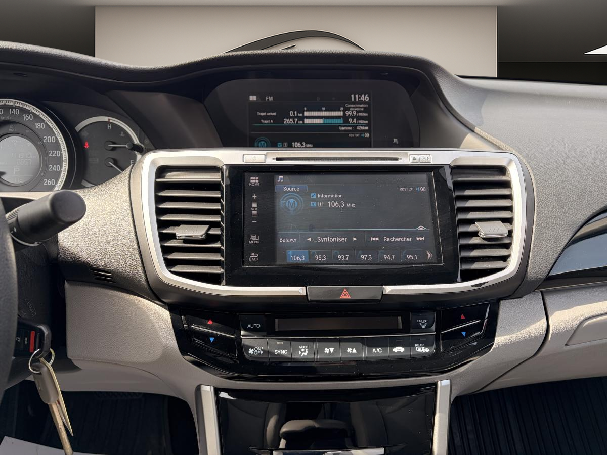 2017 Honda Accord Sedan - Image 14