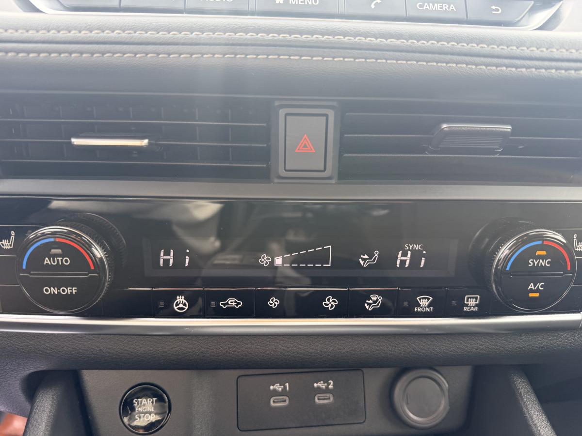 2025 Nissan Rogue - Image 11