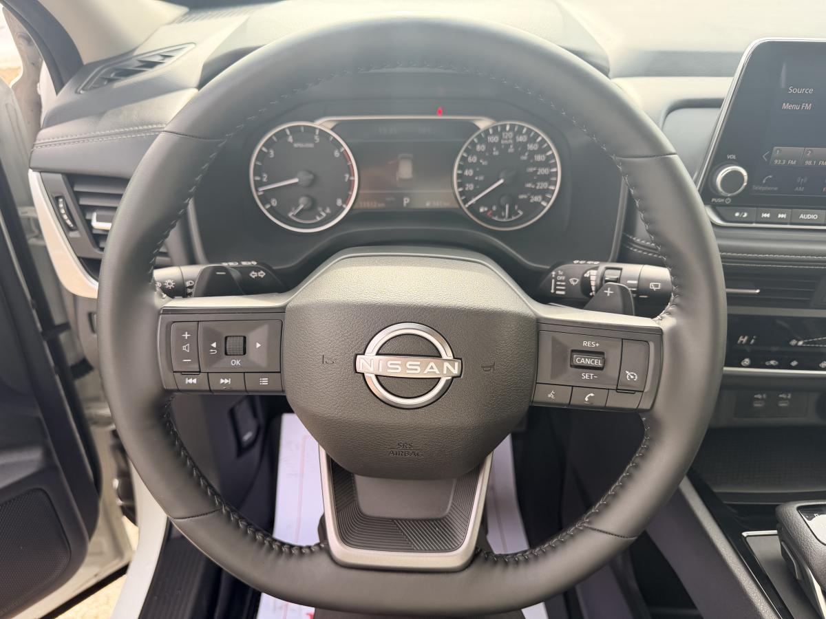 2025 Nissan Rogue - Image 13