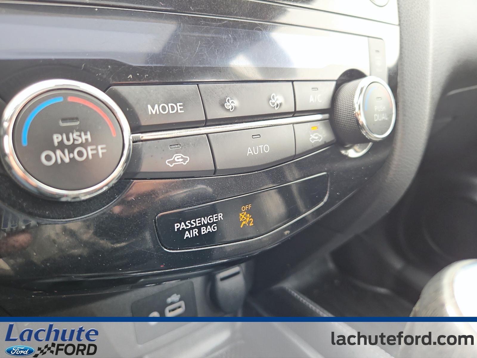 2019 Nissan Qashqai - Image 21