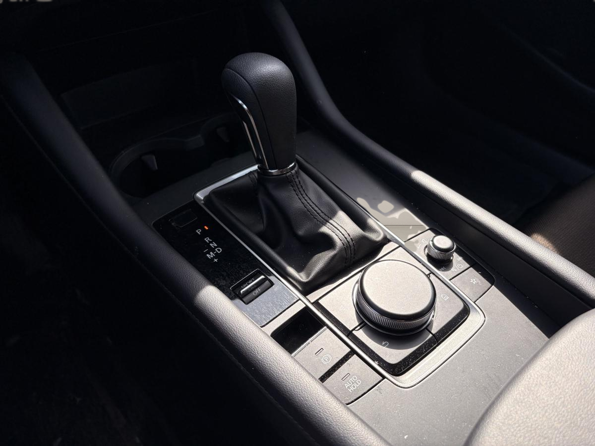 2022 Mazda Mazda3 Sport - Image 16