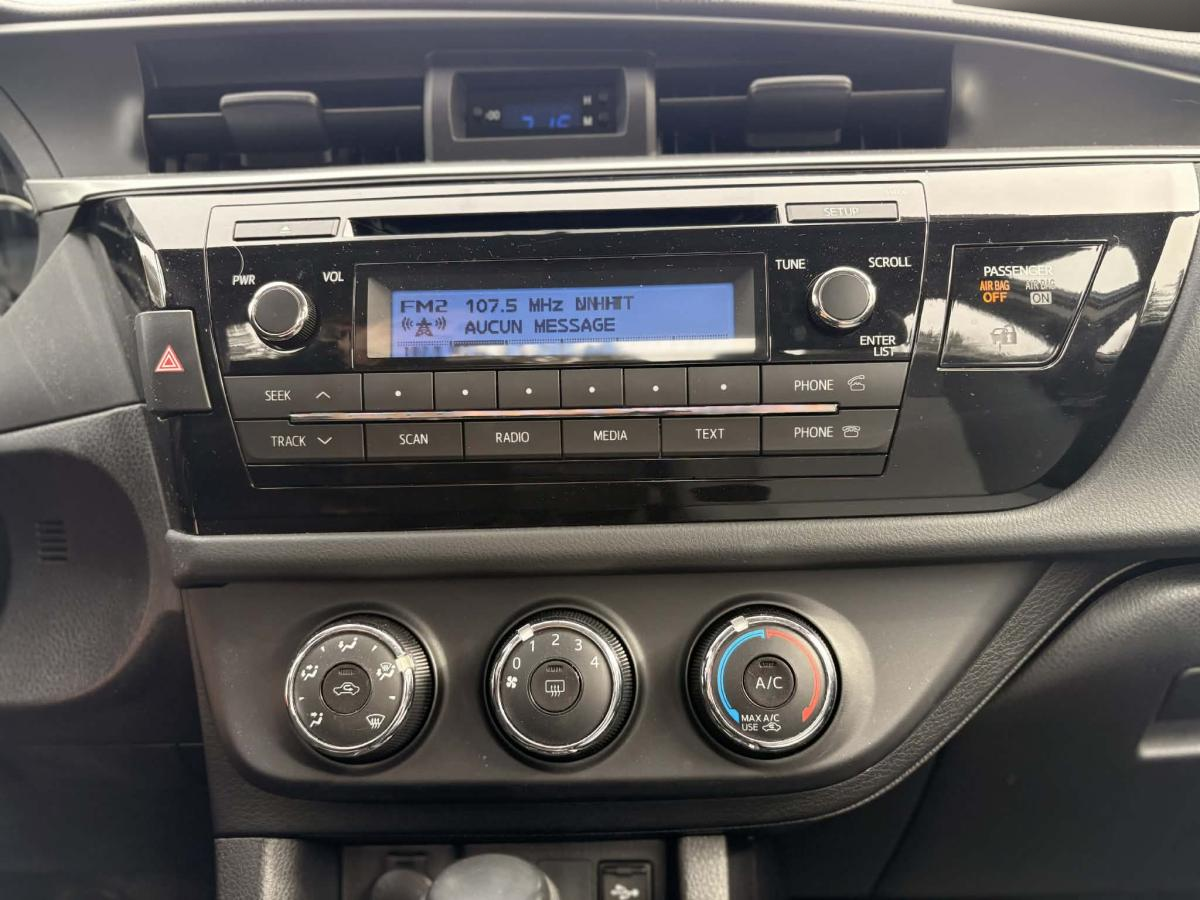 2014 Toyota Corolla - Image 9