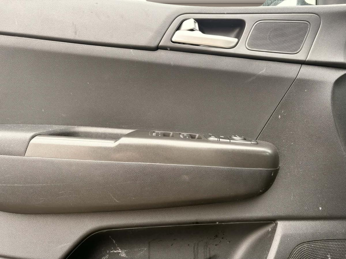 2020 Kia Sportage - Image 20