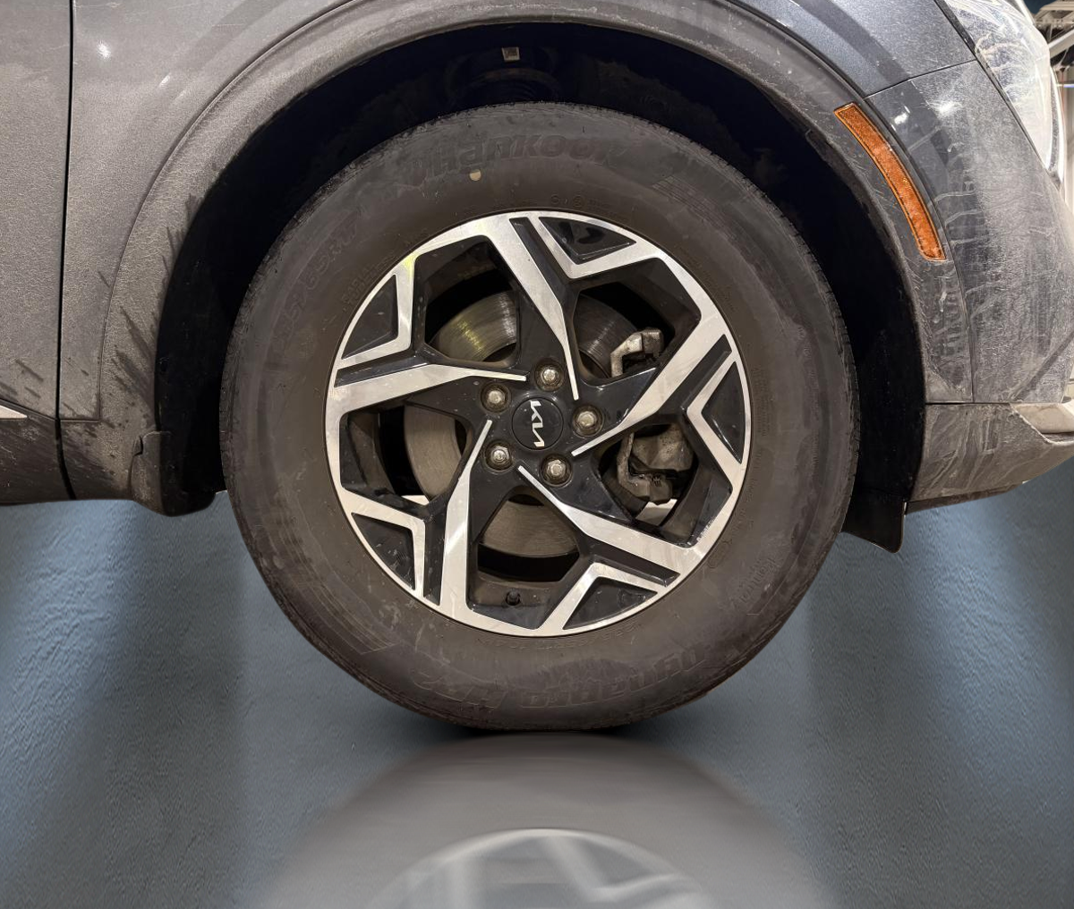 2023 Kia Sportage - Image 9