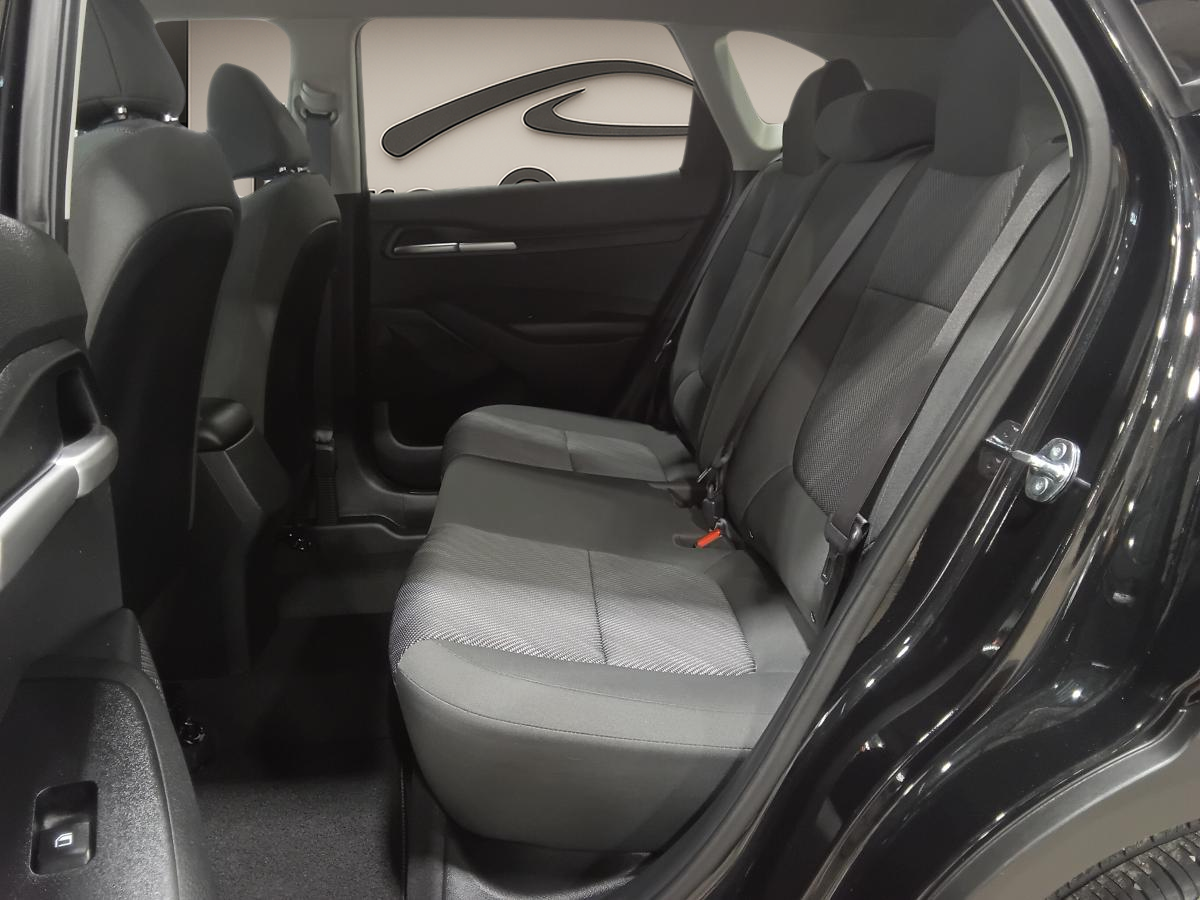 2024 Kia Seltos - Image 30