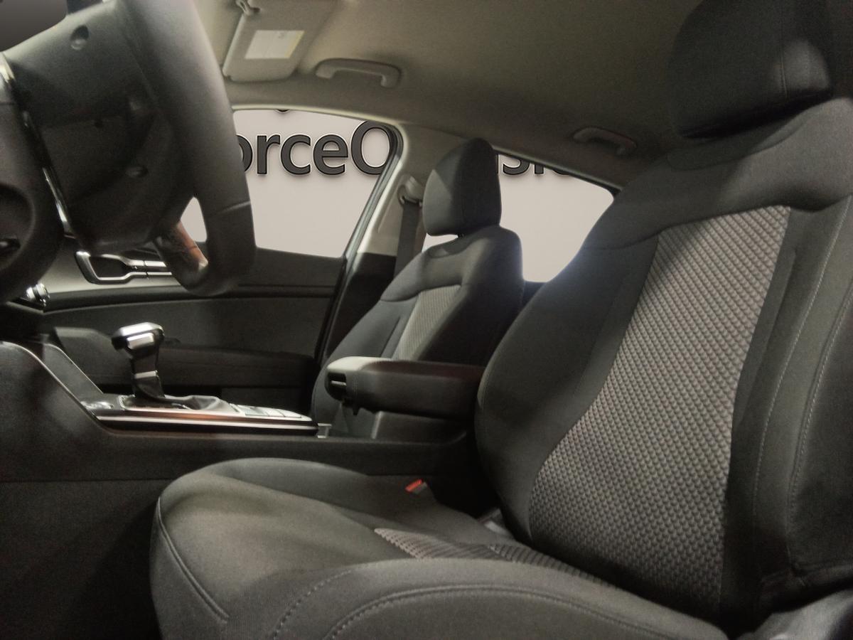 2026 Kia Sportage - Image 29