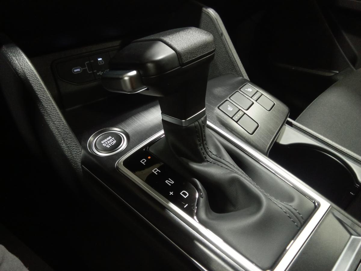 2026 Kia Sportage - Image 30