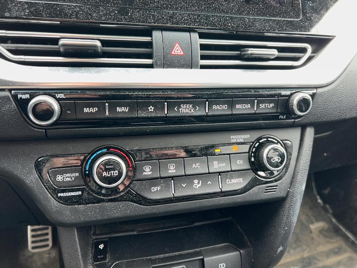 2021 Kia Niro EV - Image 21