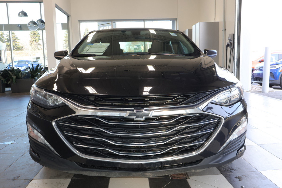 2019 Chevrolet Malibu - Image 12