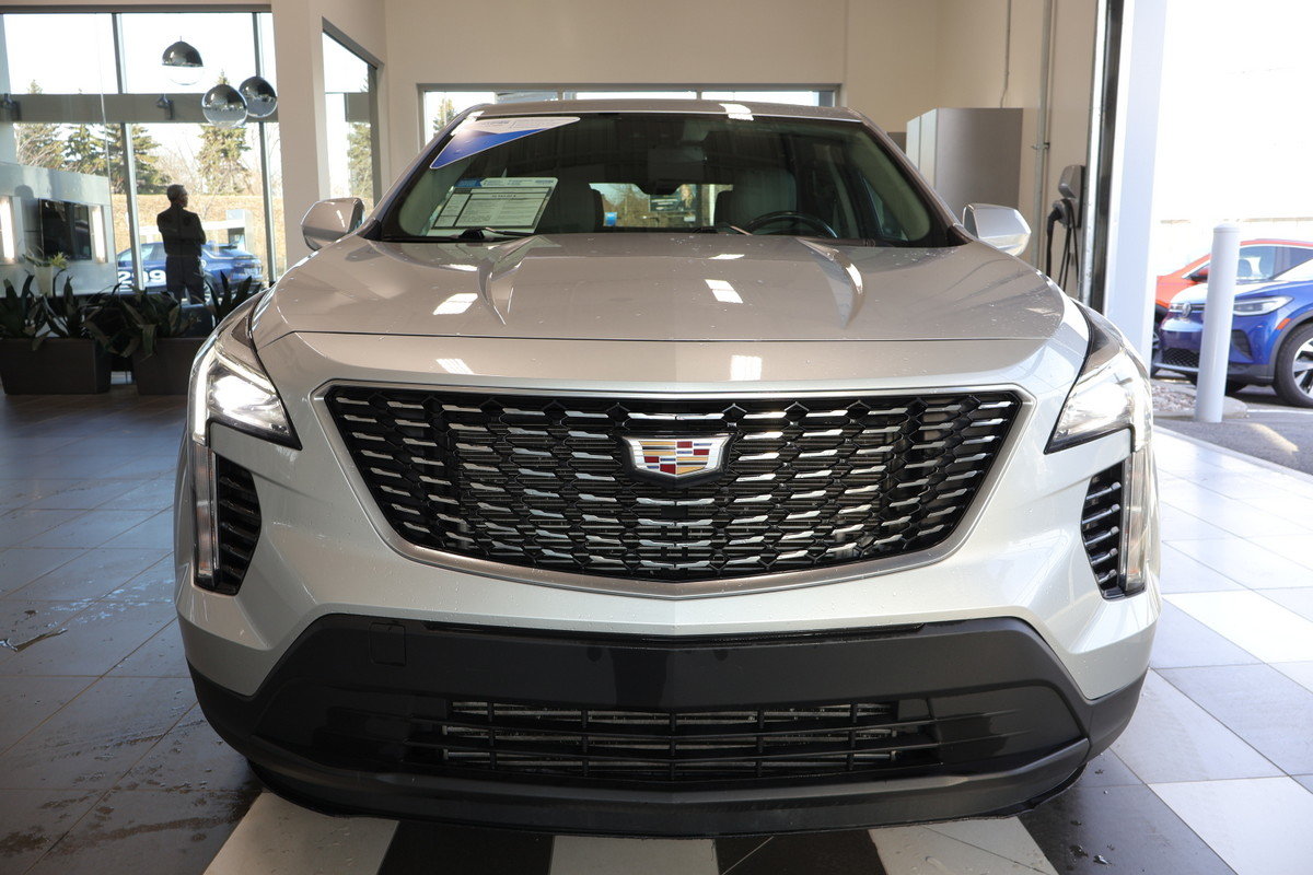 2022 Cadillac XT4 - Image 12