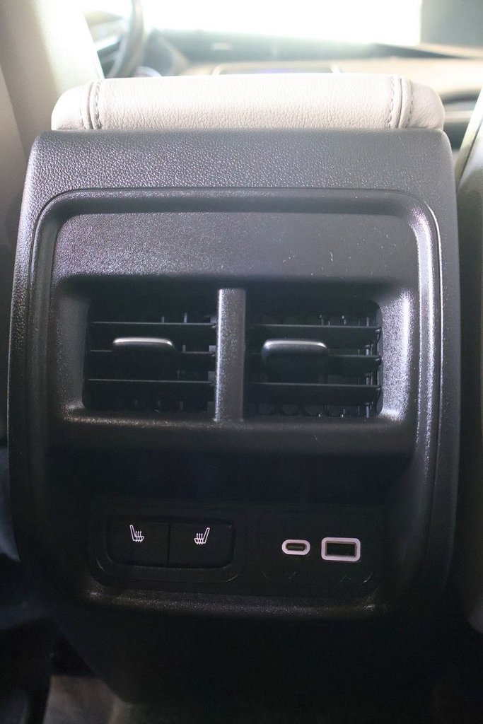 2022 Cadillac XT4 - Image 22