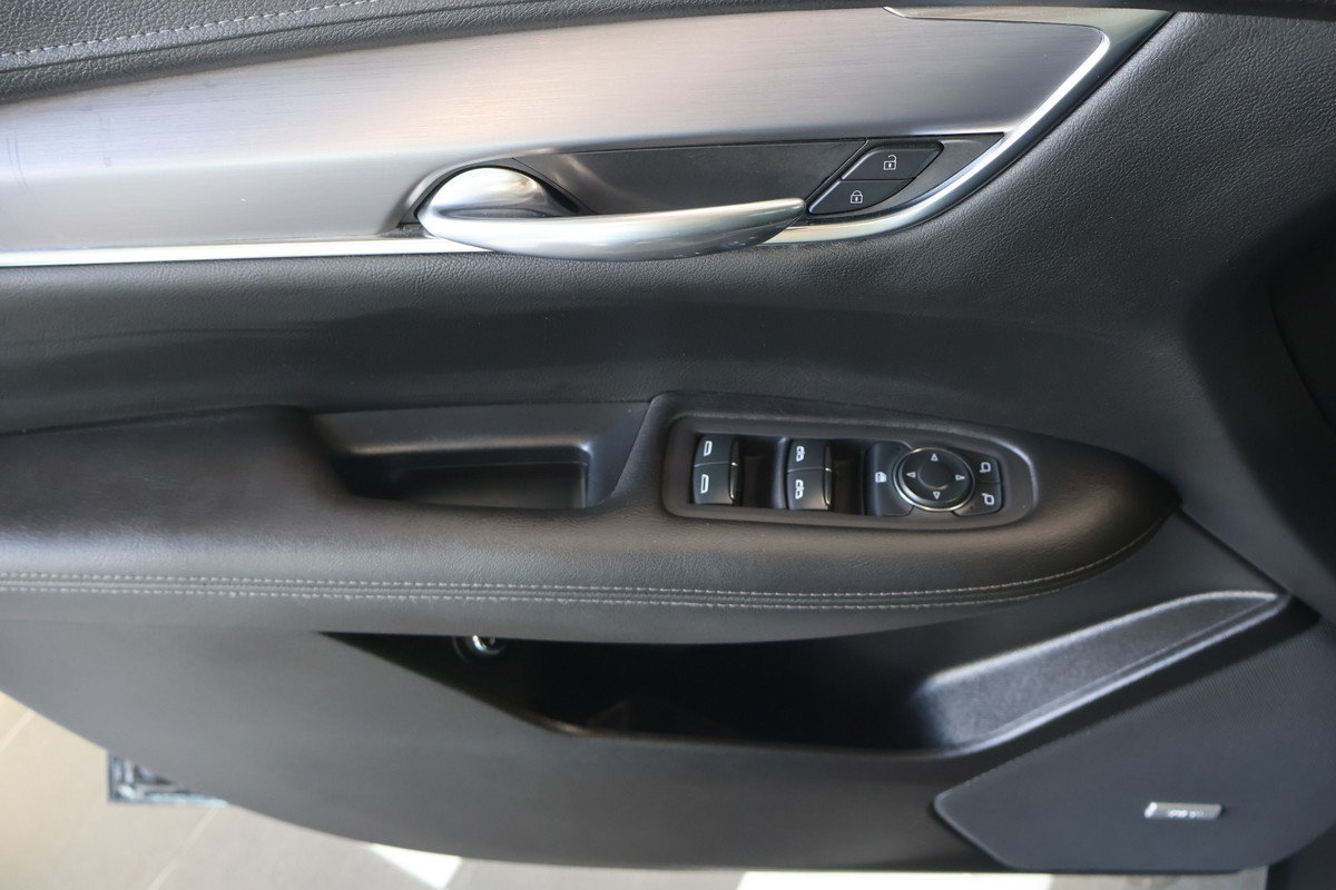 2022 Cadillac XT5 - Image 20