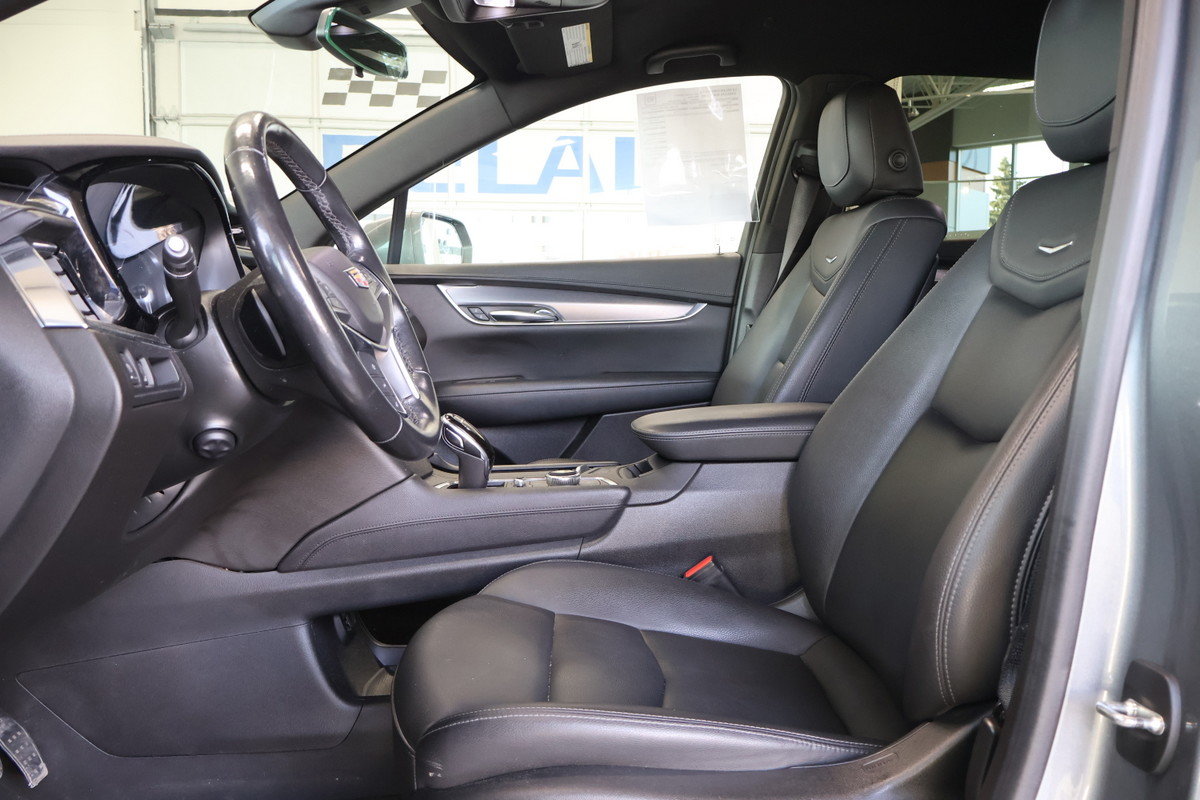 2020 Cadillac XT5 - Image 7