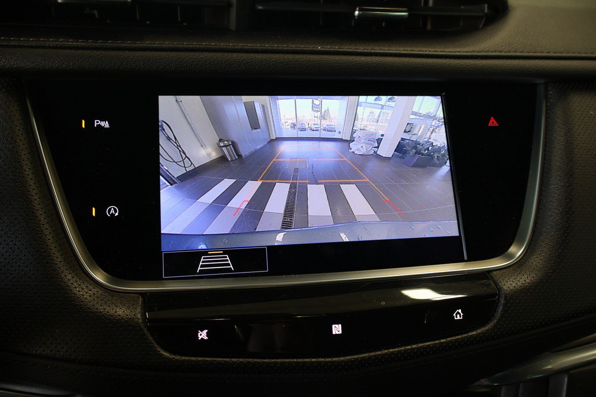 2020 Cadillac XT5 - Image 17