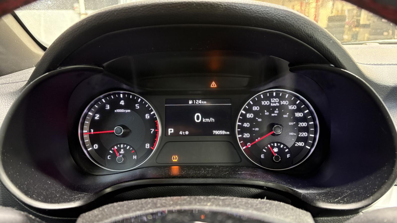 2021 Kia Forte - Image 21