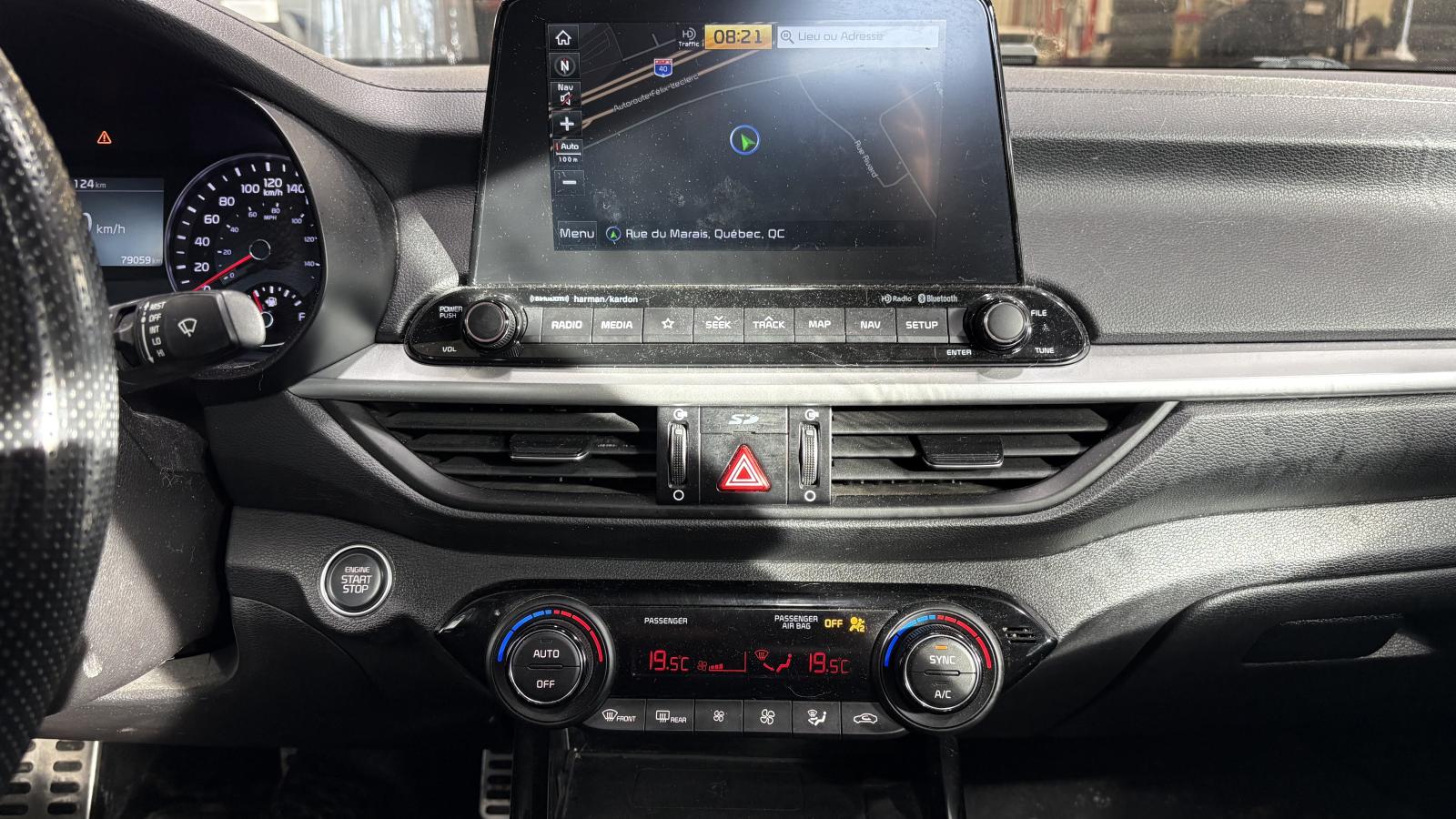 2021 Kia Forte - Image 23