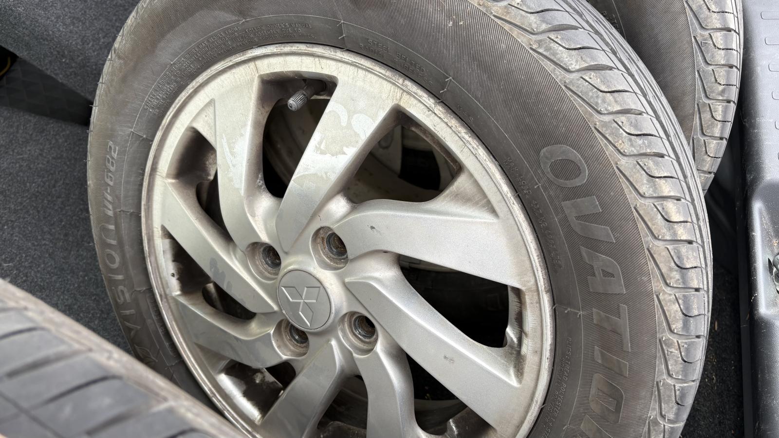 2022 Mitsubishi Mirage - Image 3