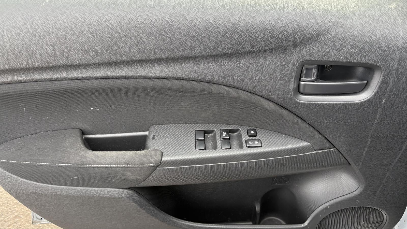 2022 Mitsubishi Mirage - Image 9