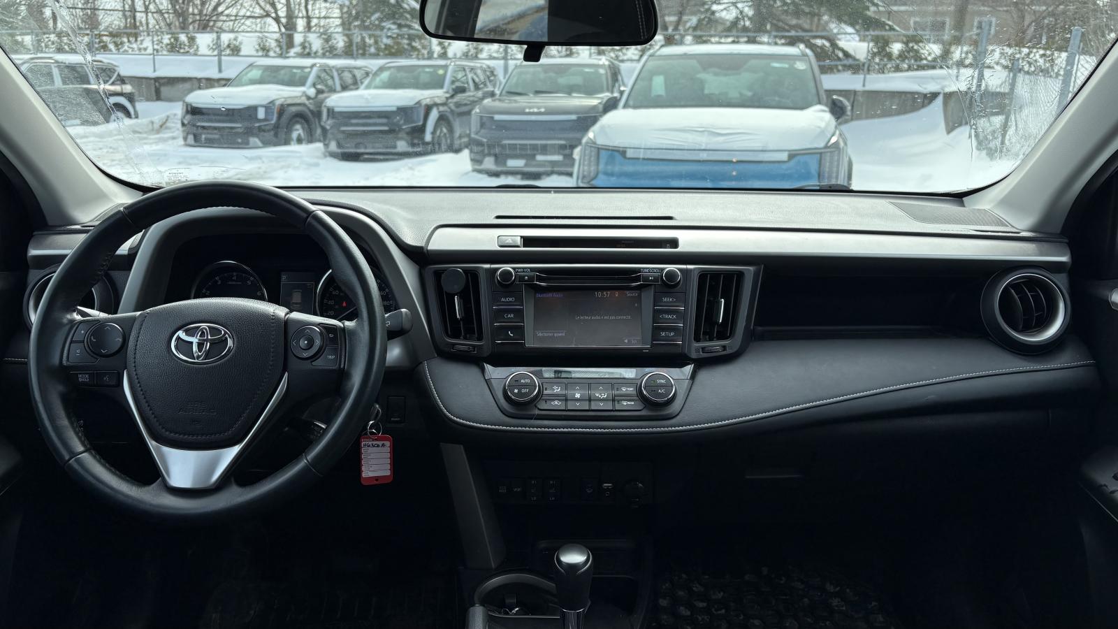 2016 Toyota RAV4 - Image 7