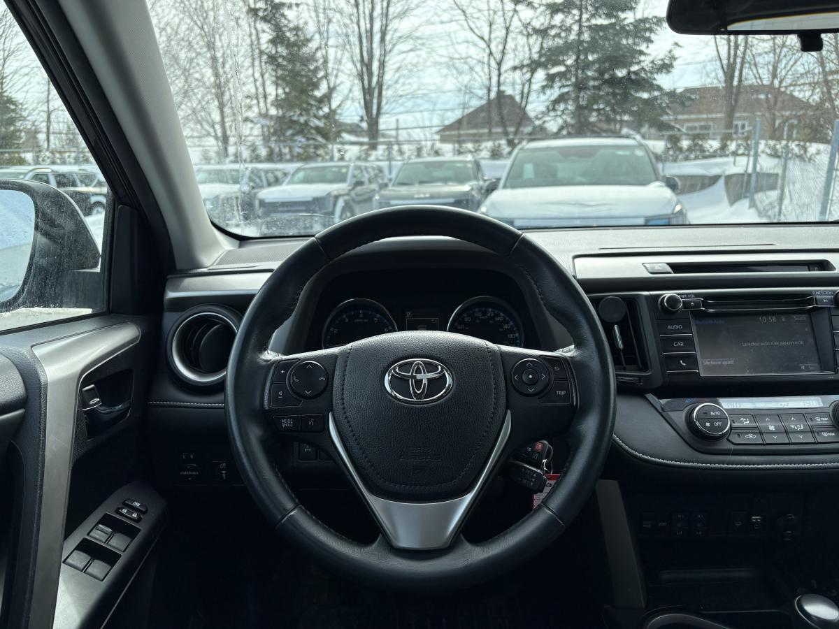 2016 Toyota RAV4 - Image 8