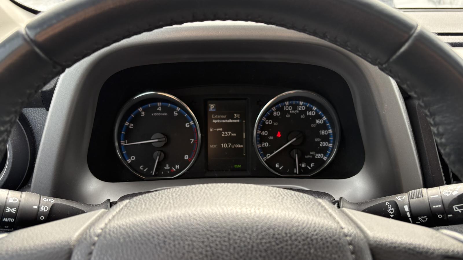 2016 Toyota RAV4 - Image 22