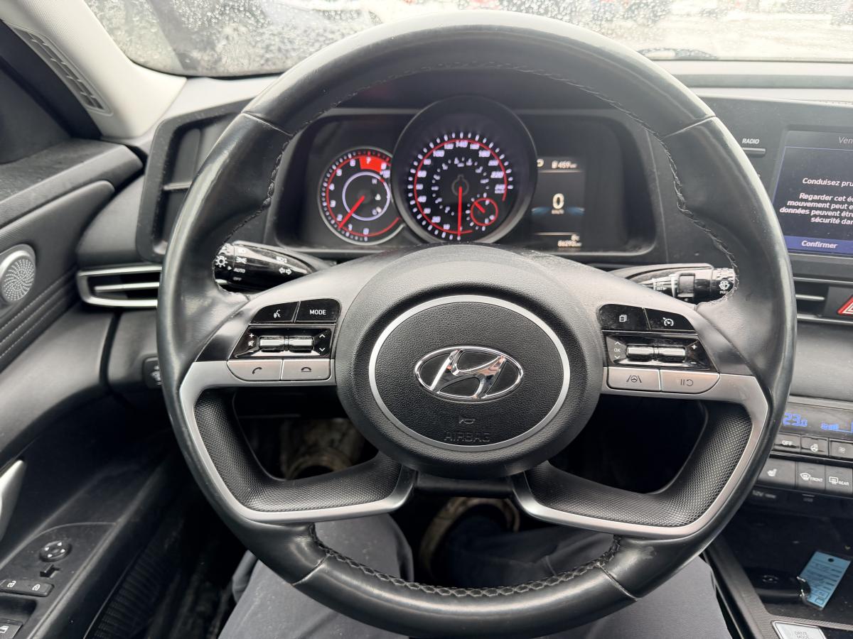 2021 Hyundai Elantra - Image 15