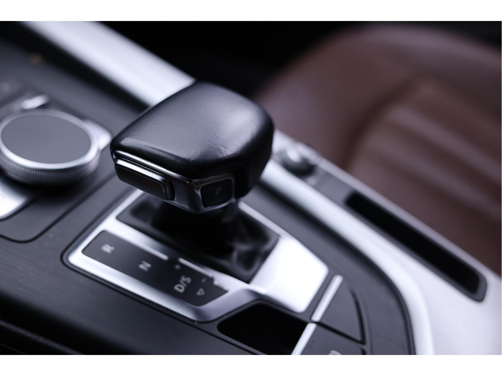 2018 Audi A4 - Image 16