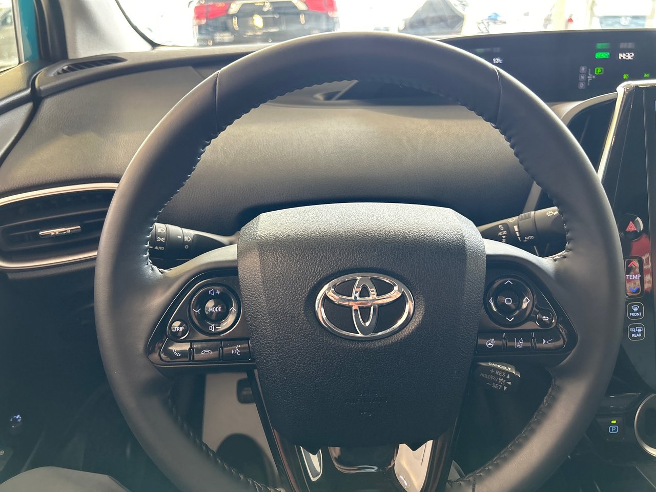 2022 Toyota Prius Prime - Image 37