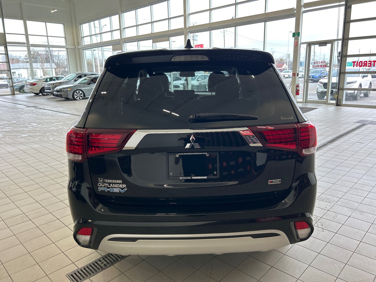 2020 Mitsubishi Outlander PHEV - Image 14