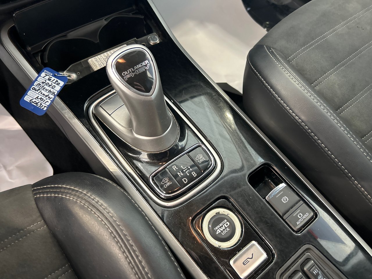 2020 Mitsubishi Outlander PHEV - Image 28