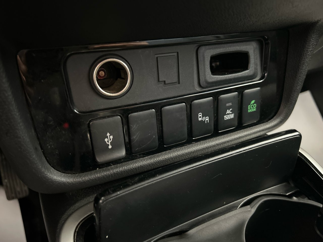 2020 Mitsubishi Outlander PHEV - Image 33