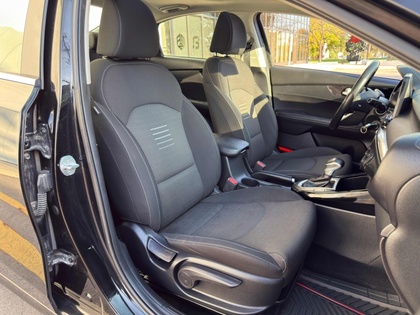 2021 Kia Forte - Image 5