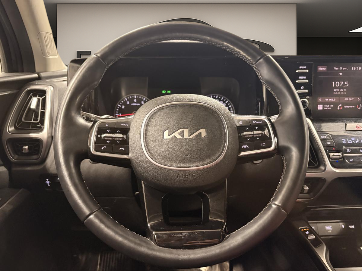 2023 Kia Sorento - Image 16