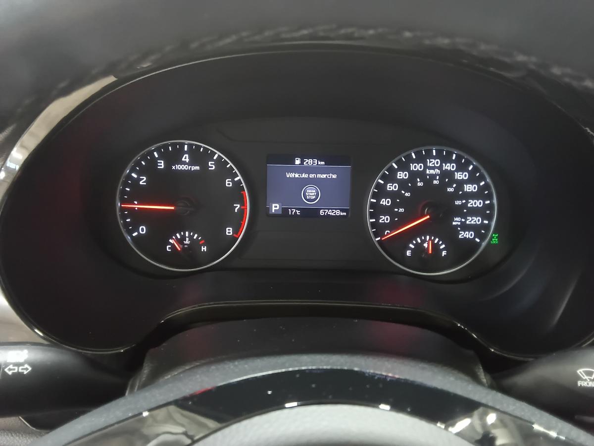 2022 Kia Seltos - Image 25