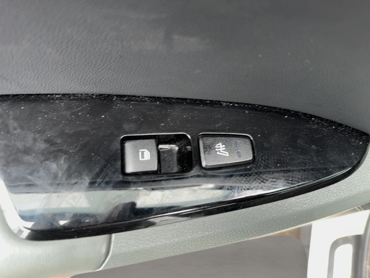 2023 Kia Sportage - Image 7