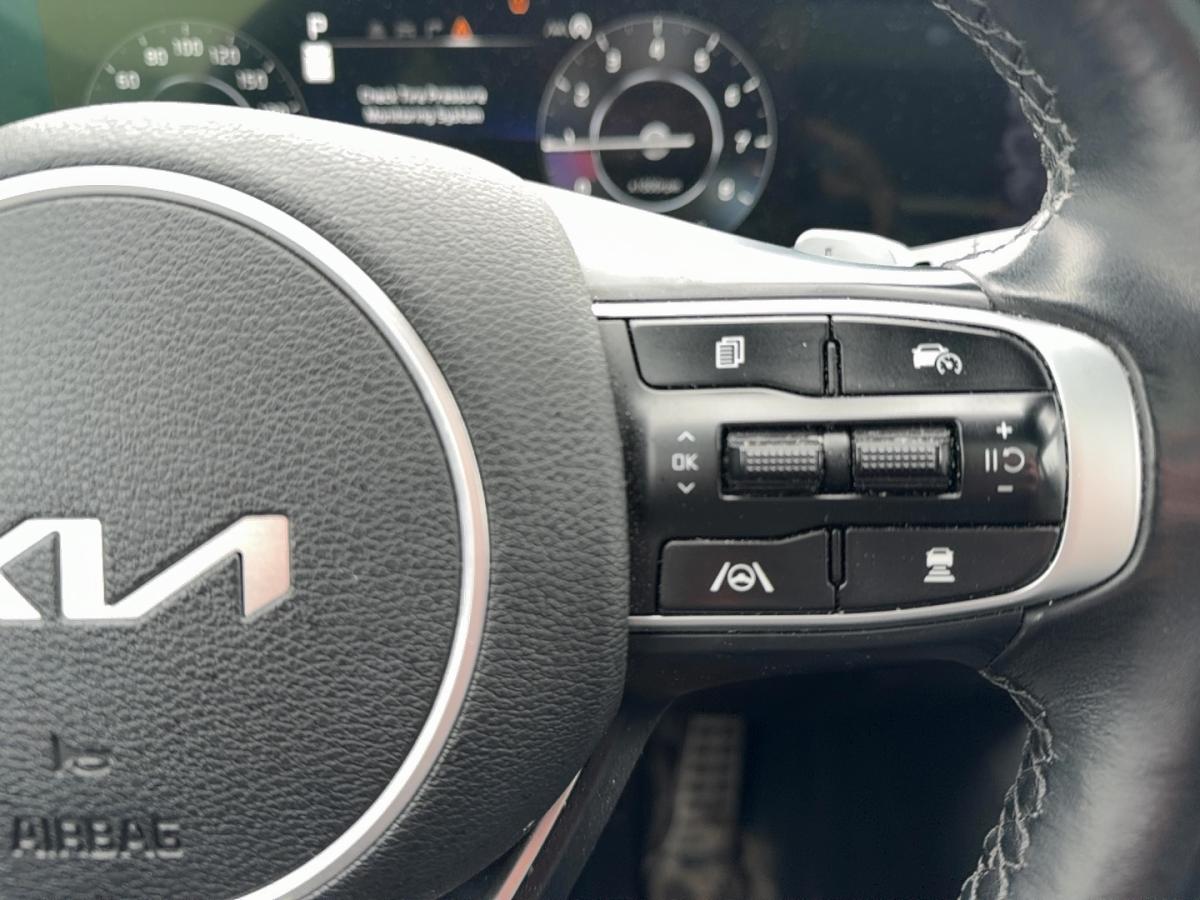2023 Kia Sportage - Image 17