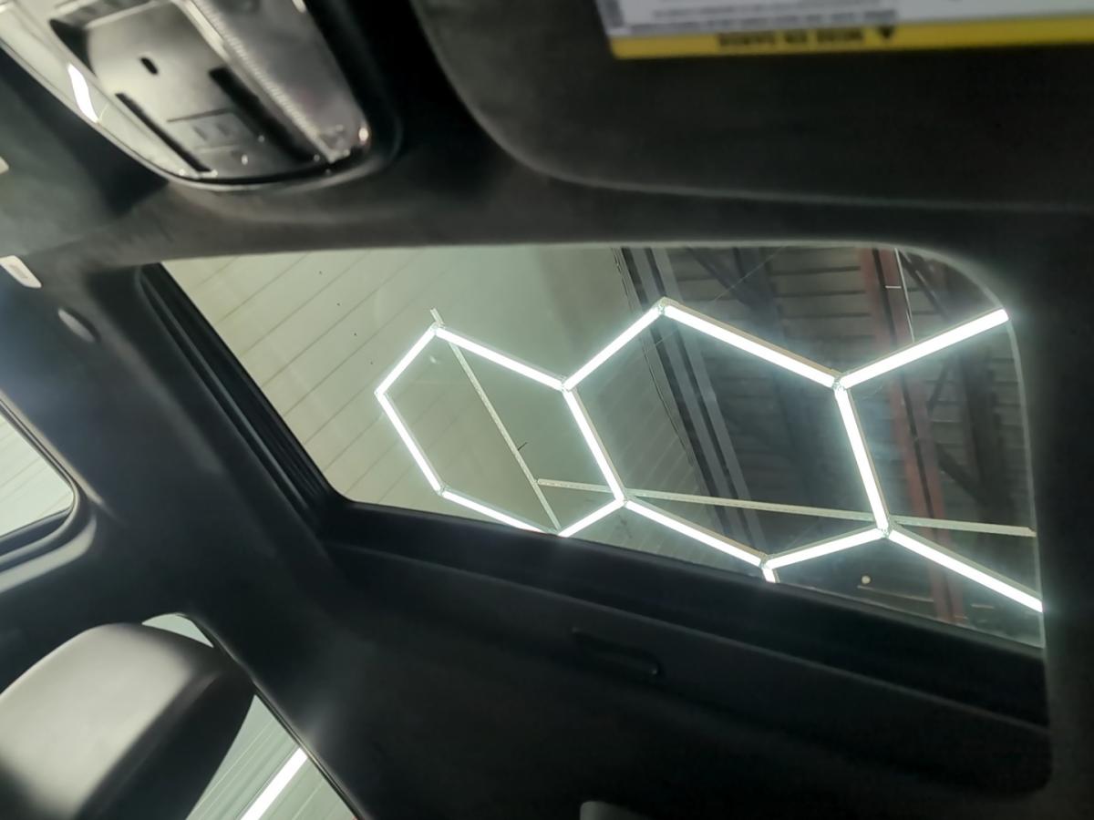 2023 Dodge Durango - Image 32