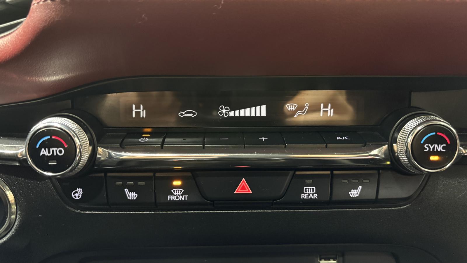 2021 Mazda Mazda3 Sport - Image 31