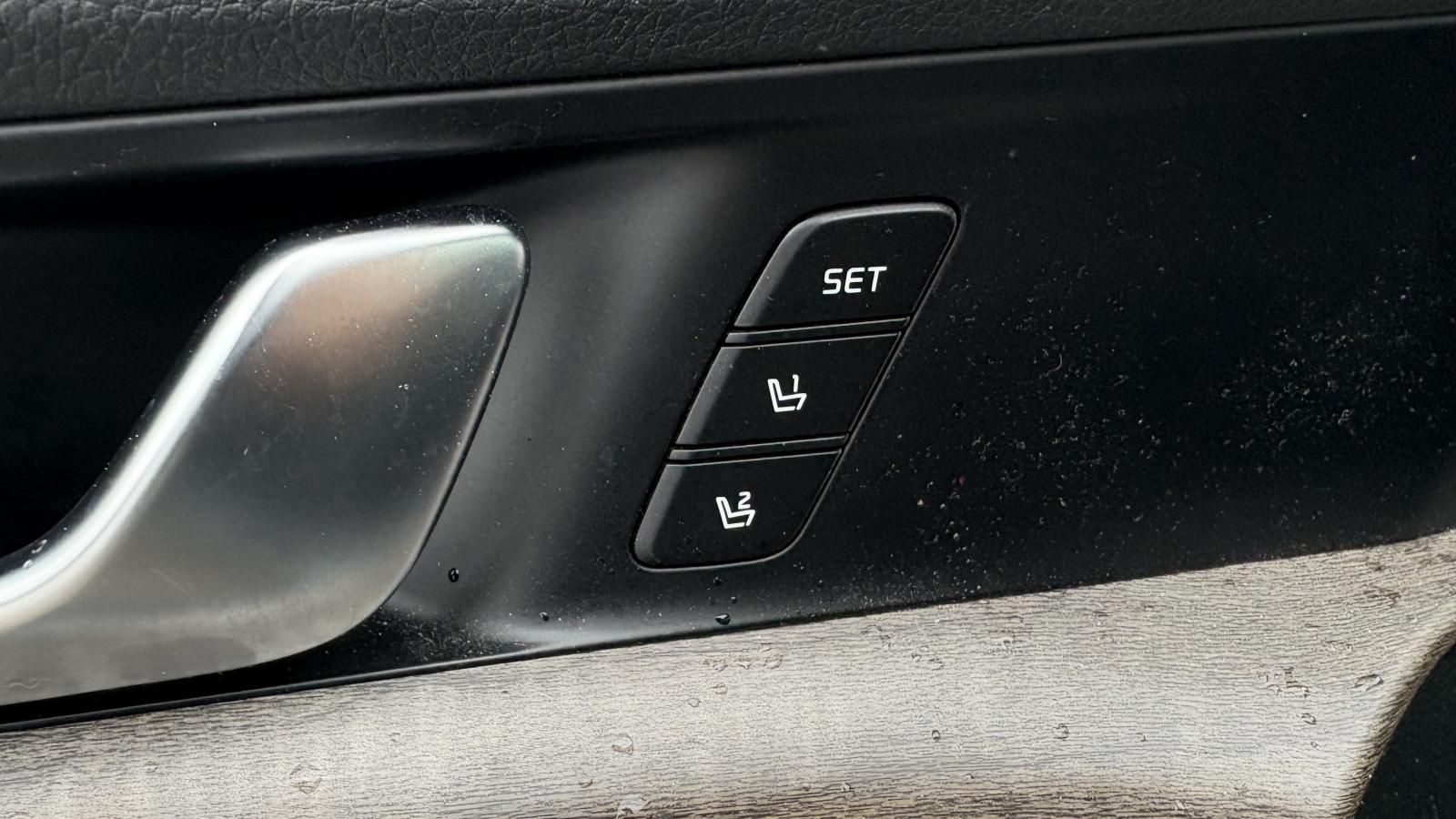 2023 Kia K5 - Image 11