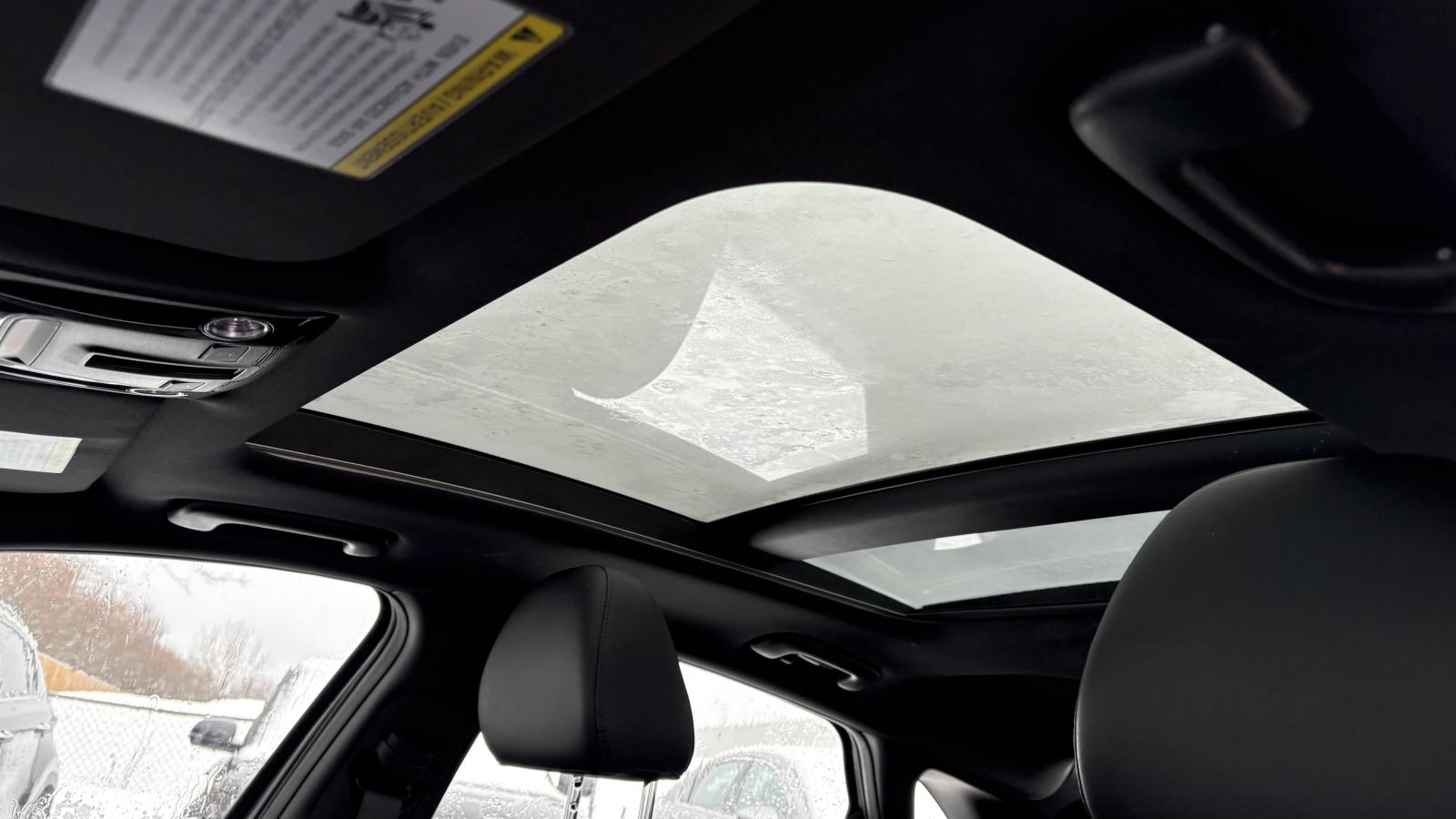 2023 Kia K5 - Image 15