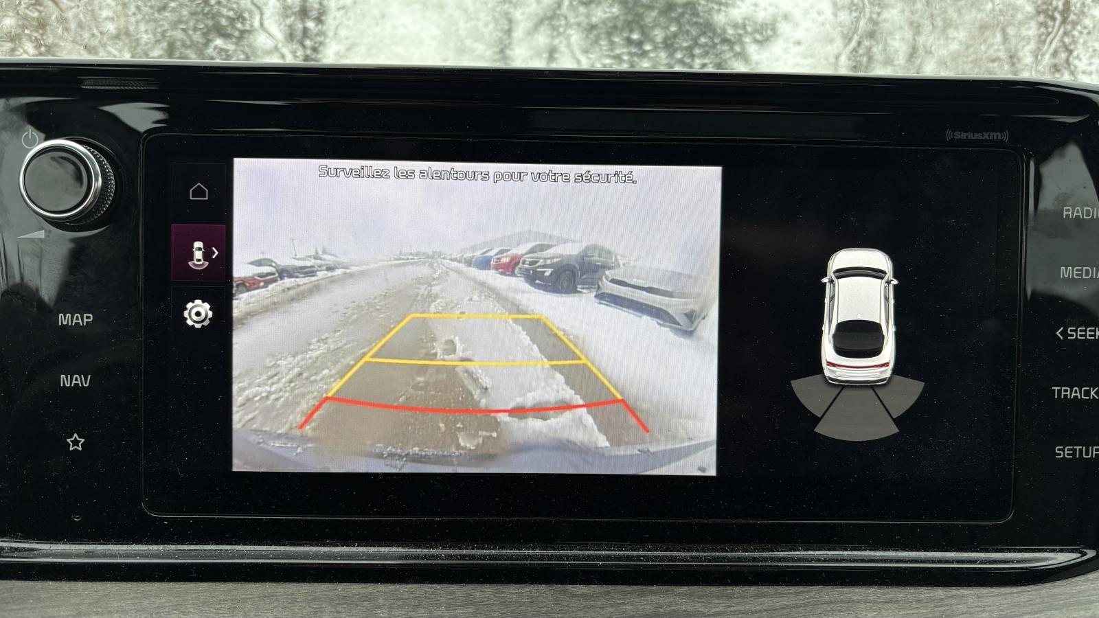 2023 Kia K5 - Image 24