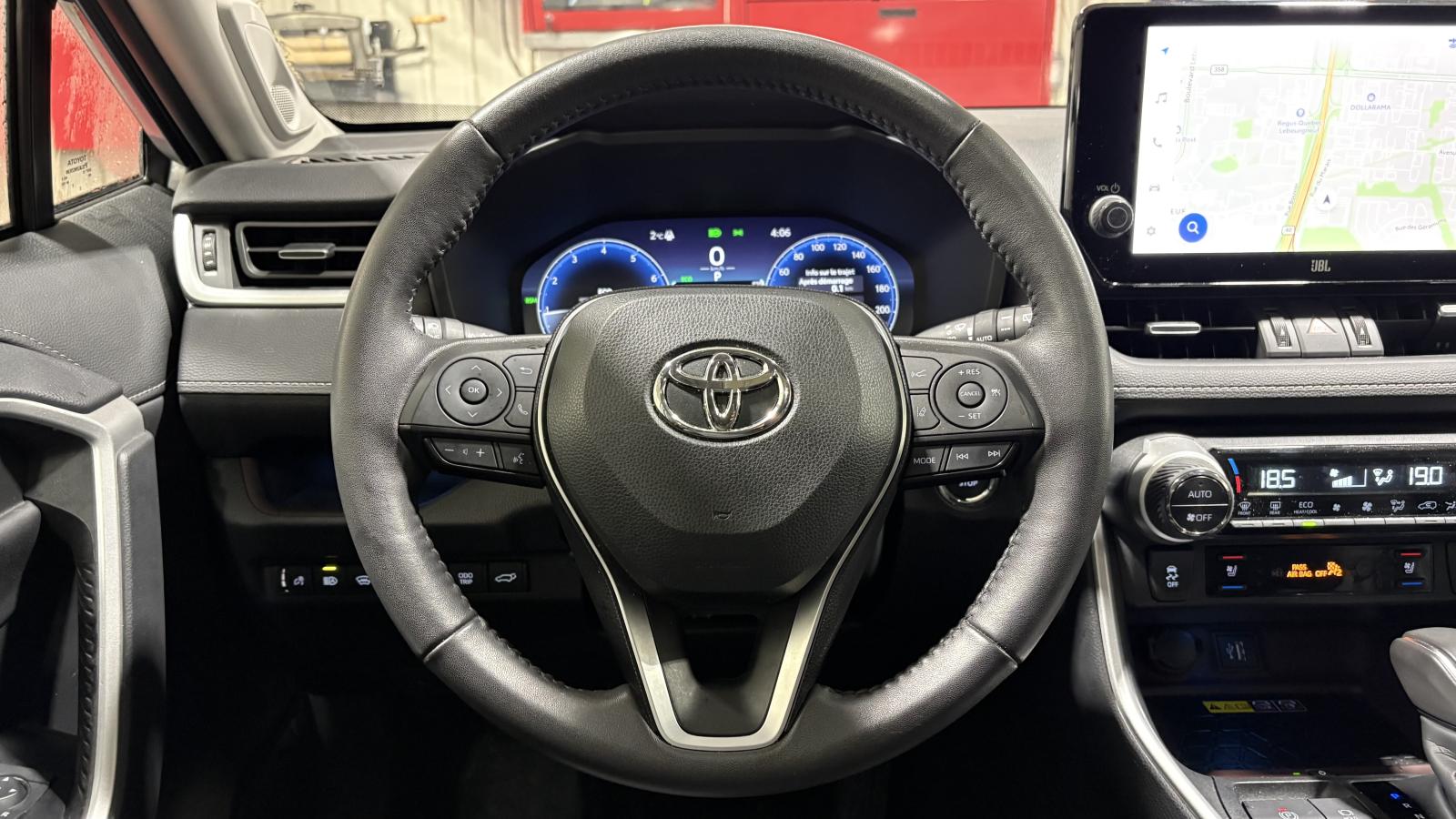 2023 Toyota RAV4 - Image 10