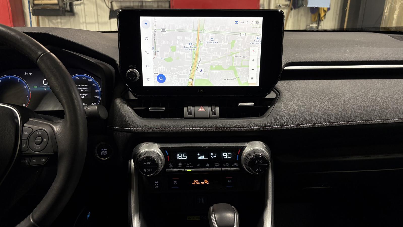 2023 Toyota RAV4 - Image 25