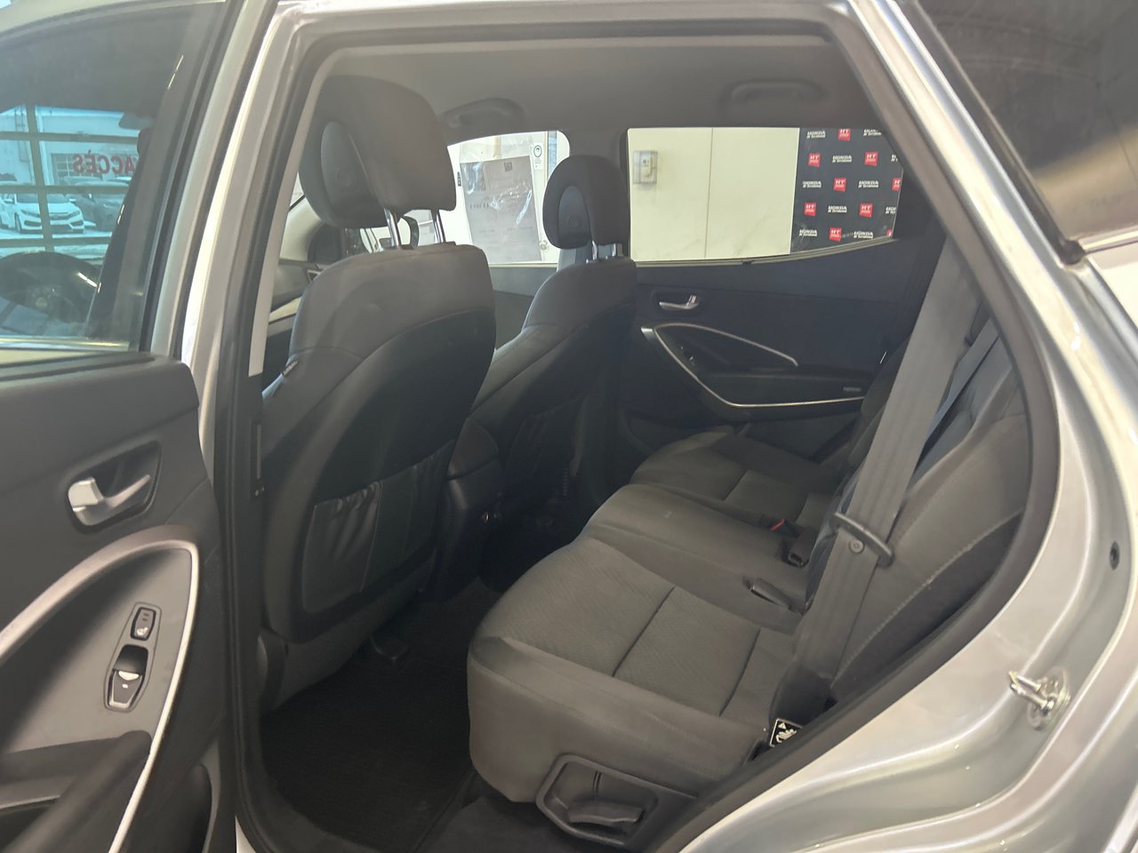 2016 Hyundai Santa Fe Sport - Image 9