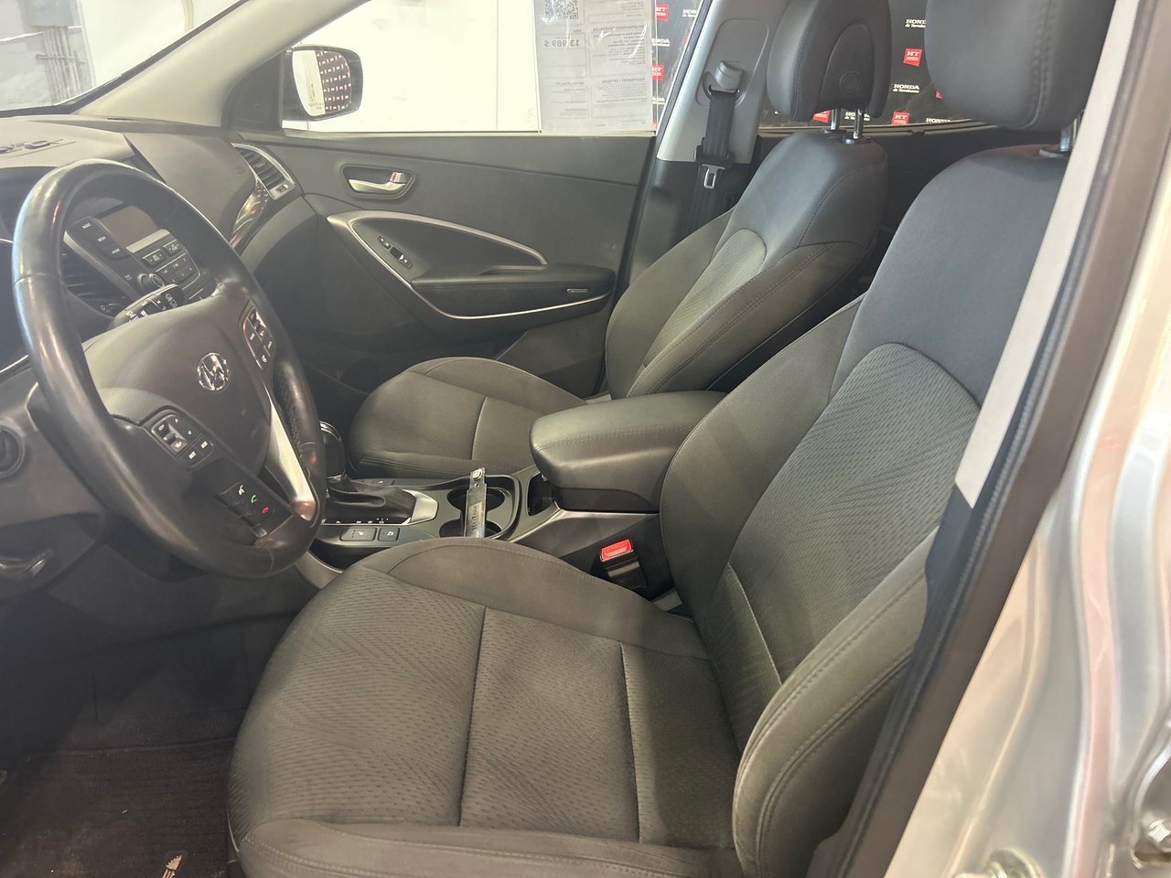 2016 Hyundai Santa Fe Sport - Image 15