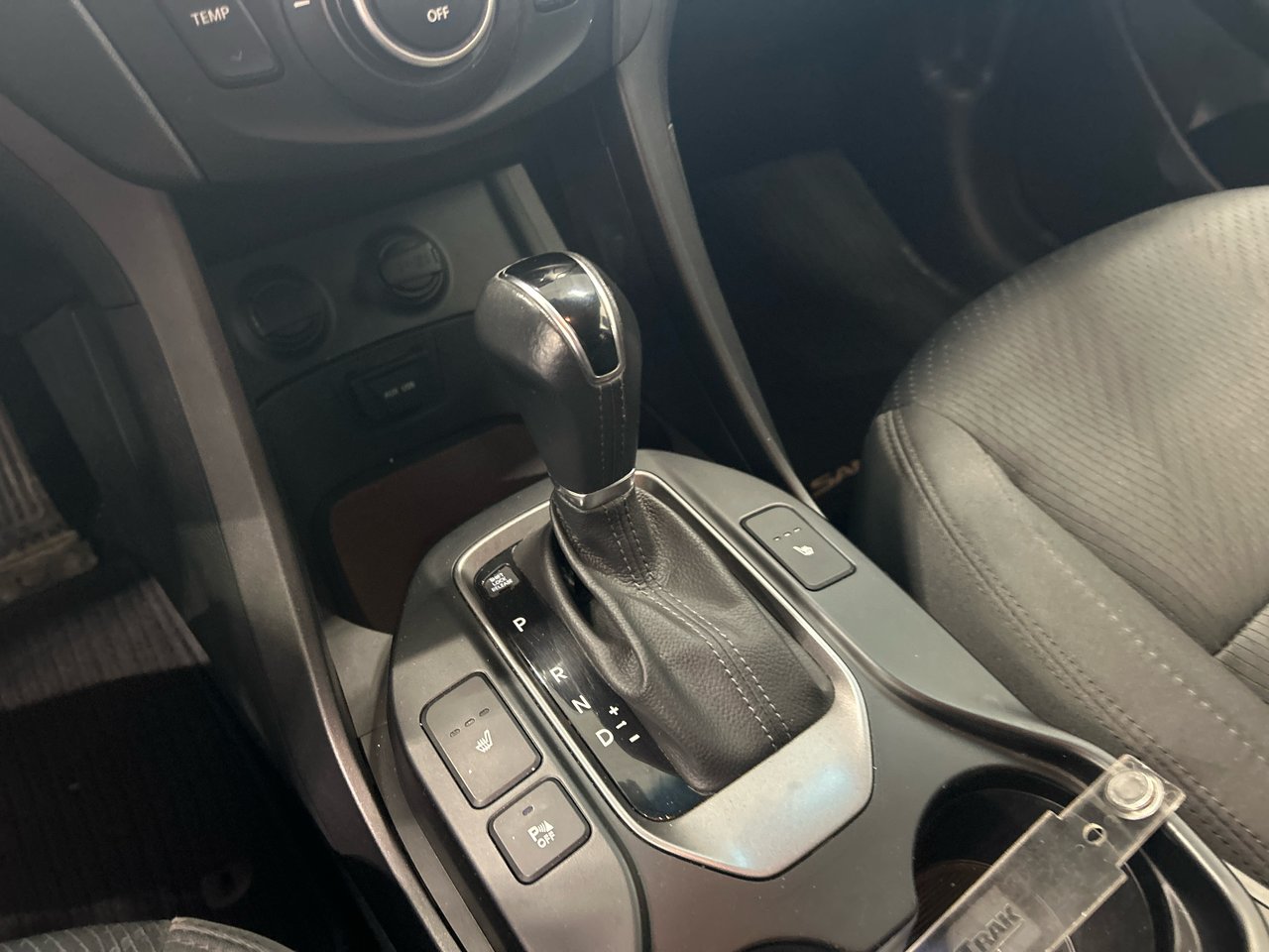 2016 Hyundai Santa Fe Sport - Image 18