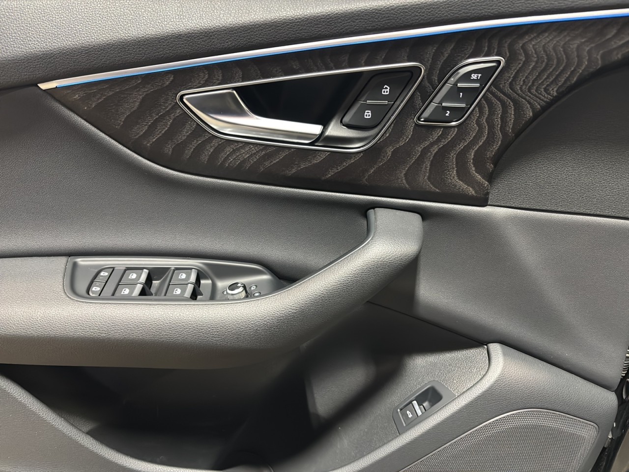 2022 Audi Q7 - Image 10