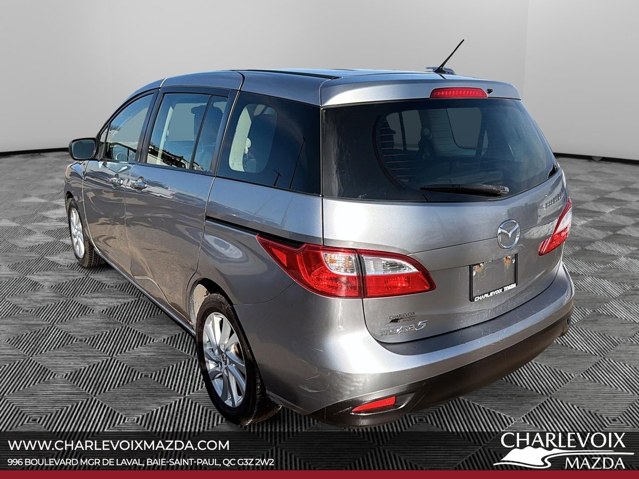 2012 Mazda Mazda5 - Image 4